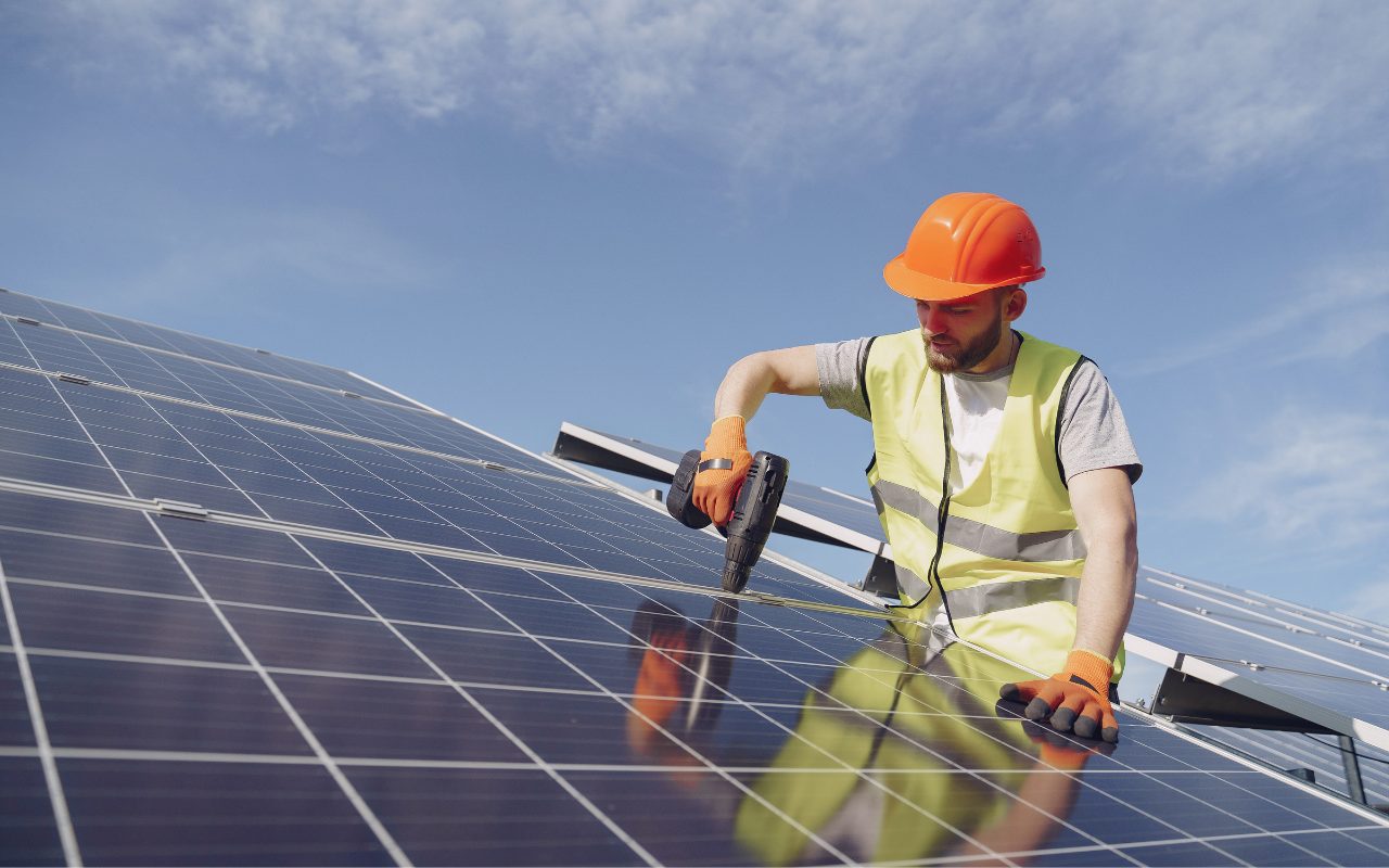 solar panel installation service